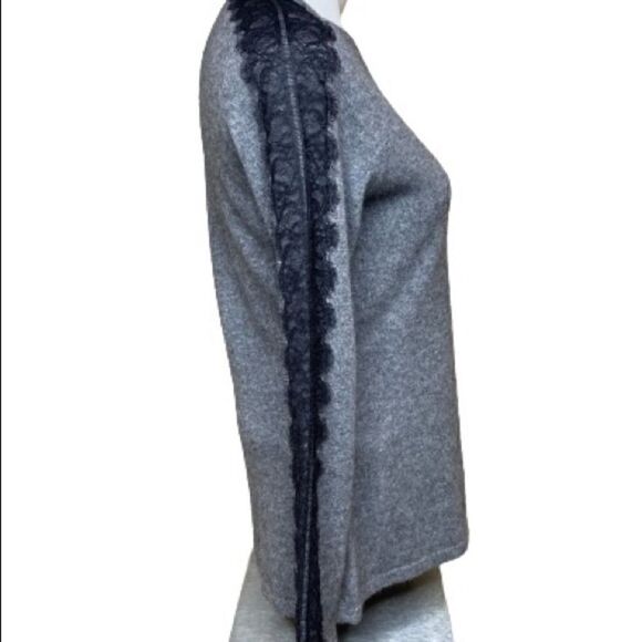 Neiman Marcus the cashmere collection gray with black lace trim sweater M - Picture 11 of 15
